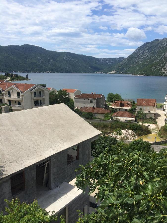 Subotic apartmani Risan Exterior foto