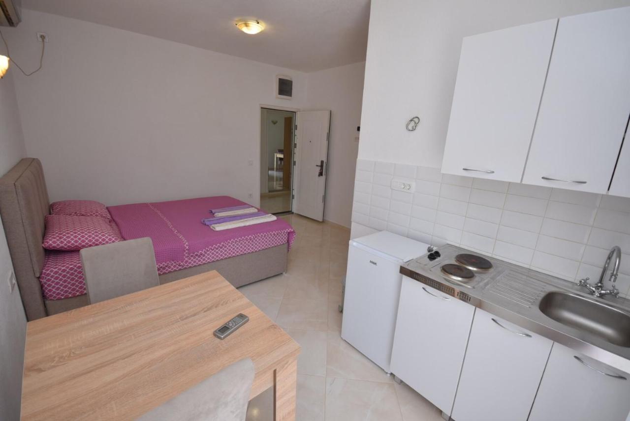 Subotic apartmani Risan Exterior foto
