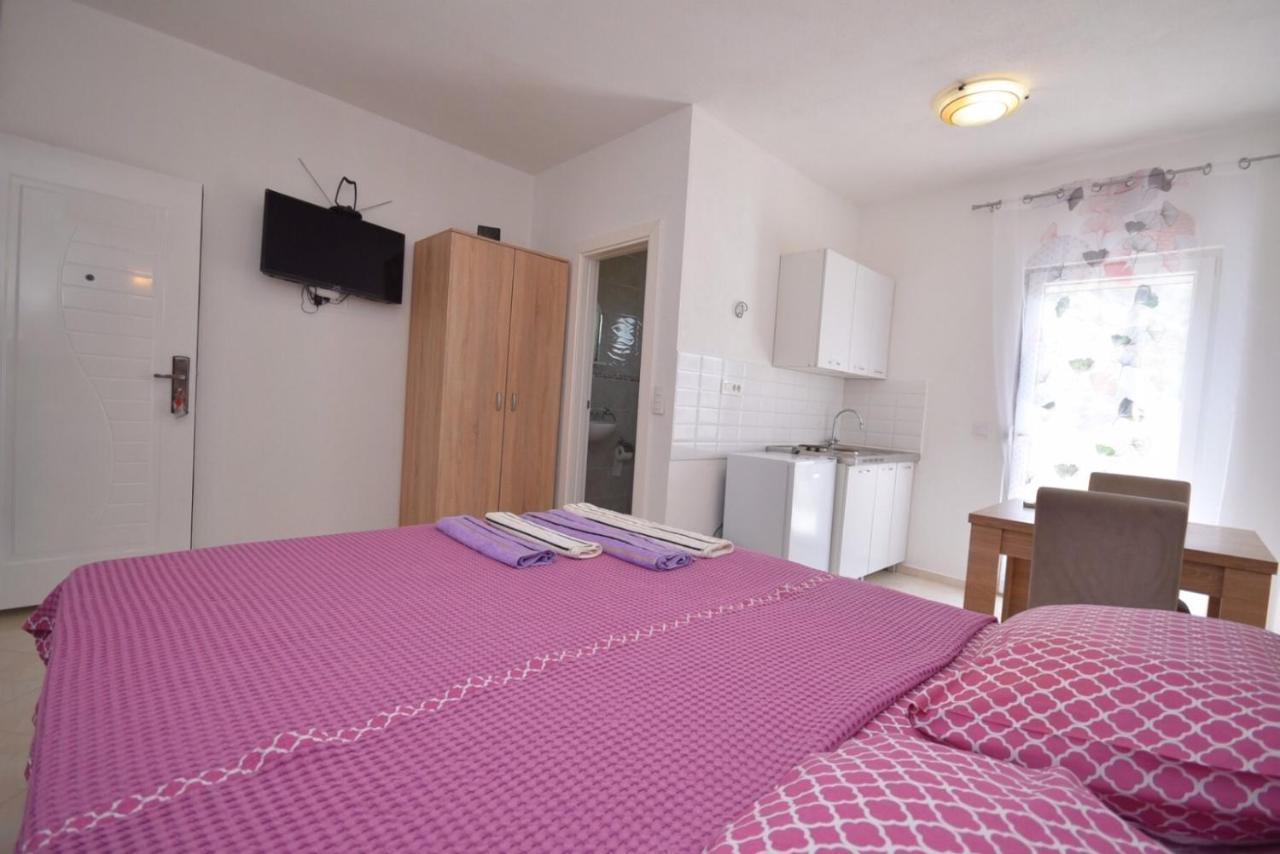 Subotic apartmani Risan Exterior foto